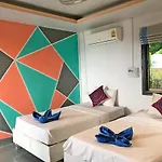 Lanta Halabala Resort
