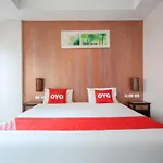 Oyo 75321 Gemma Patong