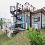 Happy Mountain Airport Resort