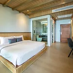 Coral Cliff Beach Resort Samui - Sha Plus