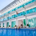 Kc Beach Club & Pool Villas