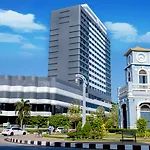 Courtyard By Marriott Phuket Town