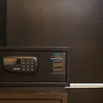De Lux Bangkok Hotel