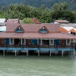 Mangrove House Lanta Old Town