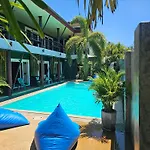 Cha-Cha Hotel