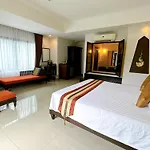 Navatara Phuket Resort