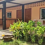 Koh Ngai Kaimuk Thong Resort