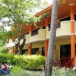Lanta Summer House 1