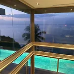 Kamala Beach卡马拉海滩 6卧室泳池别墅 优秀的海景西海岸位置 含佣人车位接机