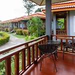 Lanta Lapaya Resort