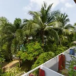 Greenlight Fisherman\'S Village Resort & Cafe