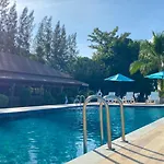 Koh Ngai Paradise Beach