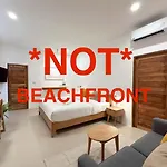 Lovelytheroom