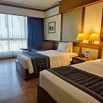 Cholchan Pattaya Beach Resort - Sha Extra Plus