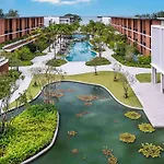 Pullman Khao Lak Resort