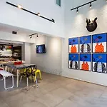 W1A Jomtien