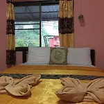 Marina Ao Nang Guesthouse