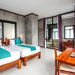 Lanta Corner Resort