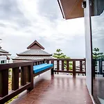 Lanta Corner Resort