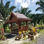 Comfy Lodge Resort