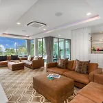 Villa Thousand Hills - 9 Bedroom Luxury Villa, Nai Harn Beach
