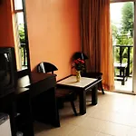 Opal House Hotel & Restaurant