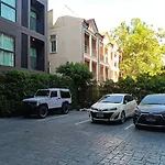 Dlux Condominium 510