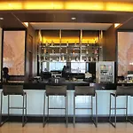 March Hotel