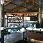 Bonhomie Beach Cottages
