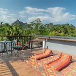 De Nathai Private Pool Villa