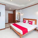 Oyo 385 Aonang President Hotel