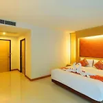 Sungthong Kamala Beach Resort