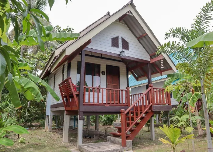 Oyo 1060 Lanta Andaleaf Bungalow