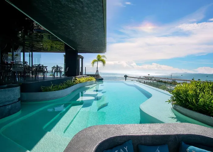 Cross Vibe Pattaya Seaphere
