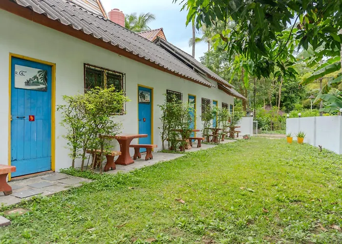 Hello Me Me Bungalow