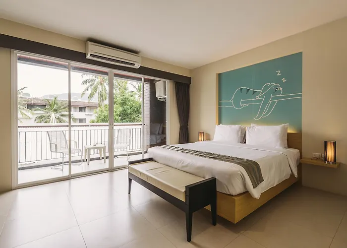 Tiras Patong Beach Hotel