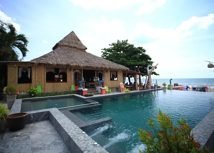 Cha-Ba Bungalow & Art Gallery