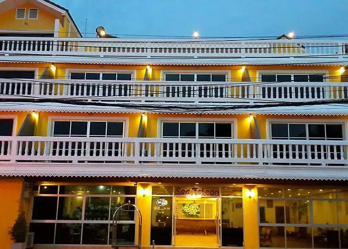 Sea Falcon Hotel
