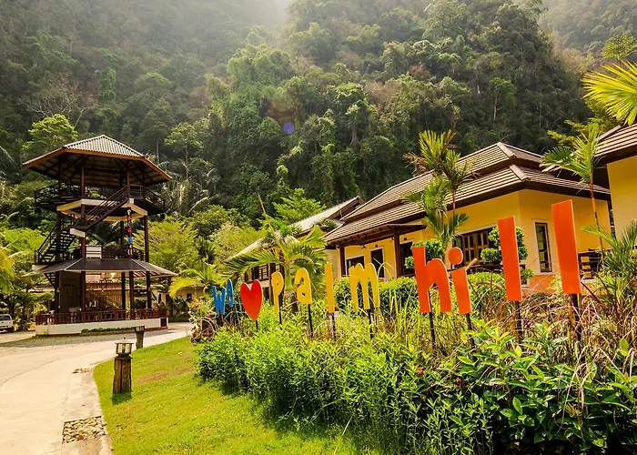 Palms Hill Resort