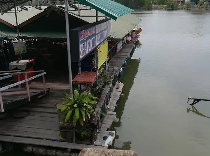 Bangpat Homestay