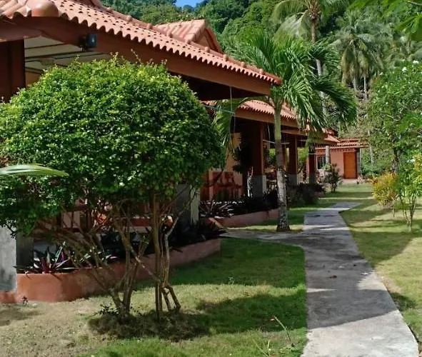 Koh Ngai Kaimuk Thong Resort