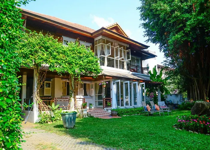 Banyan House Samui Bed And Breakfast (Adults Only)