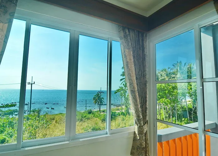 The Sea @ Lanta Hotel
