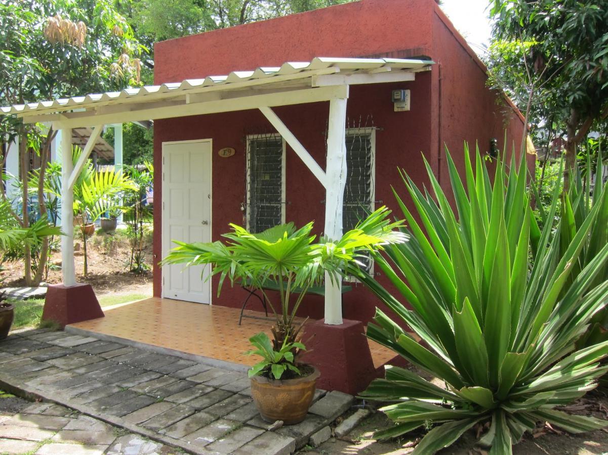 Forest & Mama's Restaurant Chalong