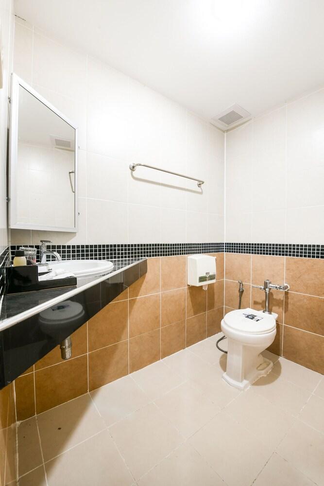 Hotel Suppamitr 3*