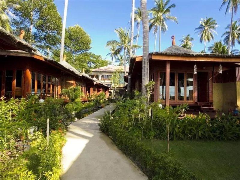 Resort Lipa Bay Lipa Noi