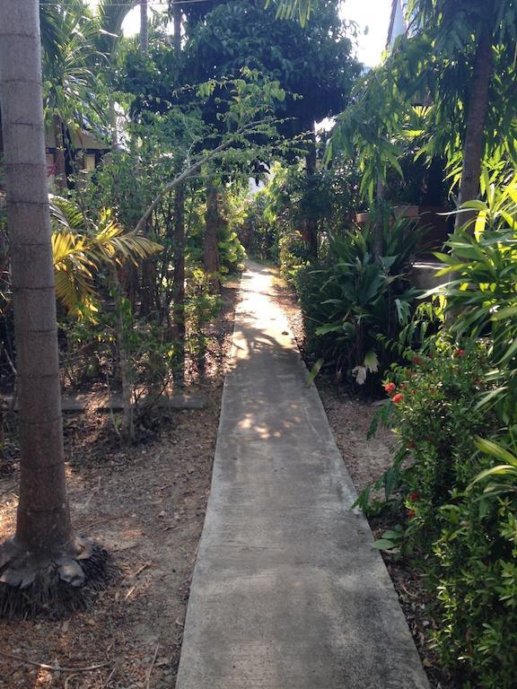 Lovely Lanta Resort *