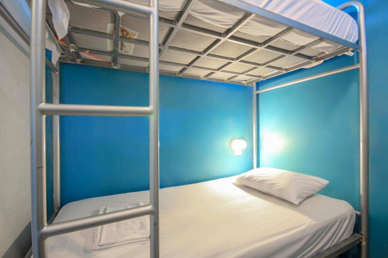 Oyo 1054 Backpacker Phuket