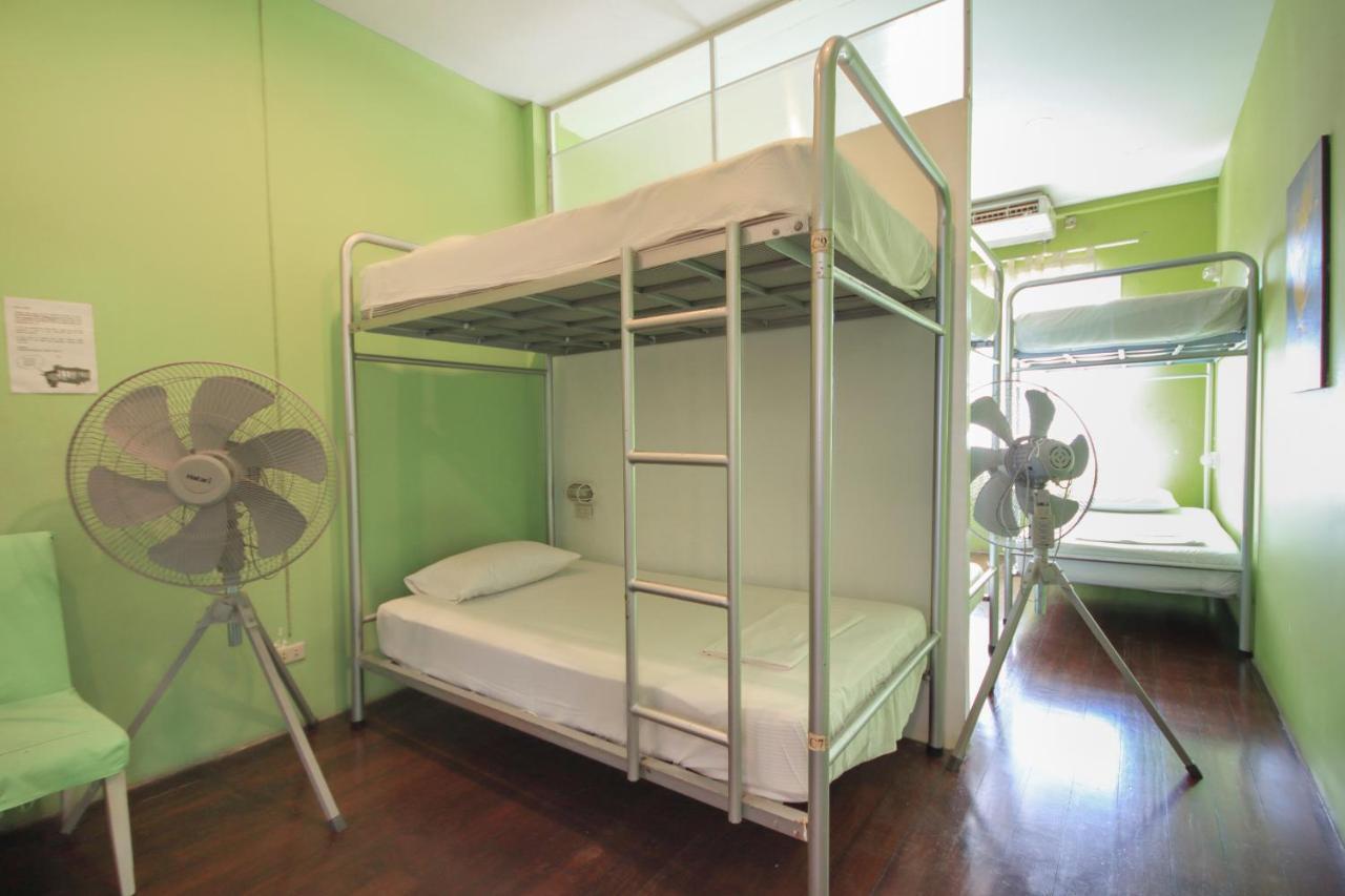Hotel Oyo 1054 Backpacker 2*