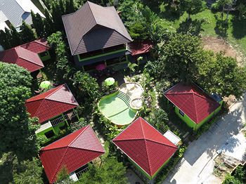 The Jade Resort 2*